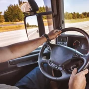 sofer camion, foto shutterstock jpg