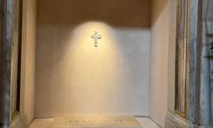 mormantul papei francisc   foto FB marcel farcas jpg