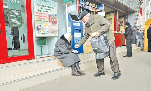 Pe străzi sunt atât de mulţi oameni amărâţi cărora poţi să le întinzi o mână de ajutor! jpeg