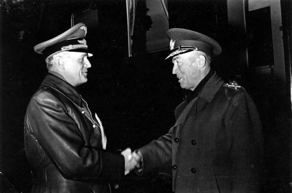 Ion Antonescu și Joachim von Ribbentrop (© Bundesarchiv, Bild 183-B23201 / CC-BY-SA 3.0)