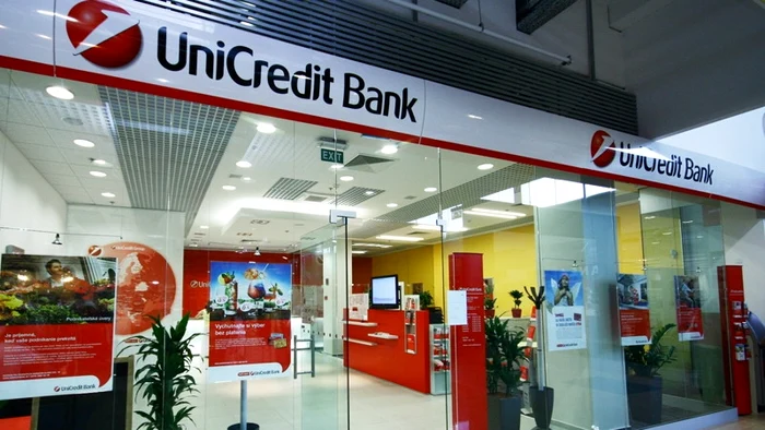 UniCredit Țiriac Bank se numește, de marți, UniCredit Bank