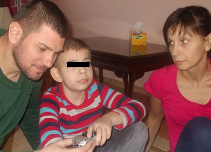 
    Denis a început să fie hrănit cu seringafoto: ziua de Constanţa  