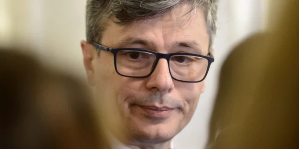 Ministrul Economiei Virgil Popescu nu are simptome grave jpeg
