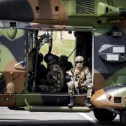 Soldati armata Franta FOTO Shutterstock