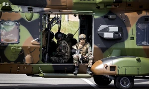 Soldati armata Franta FOTO Shutterstock