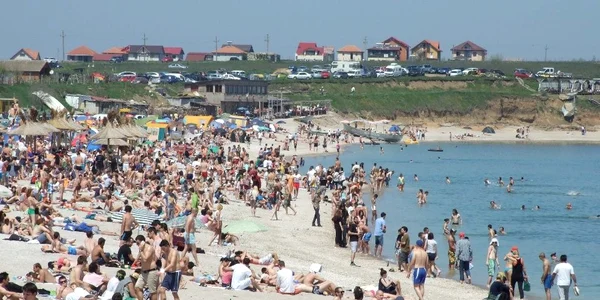 Vama Veche - litoralul este plin de turişti 