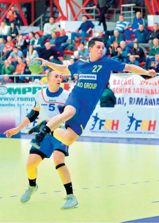 Naţionala de handbal a României a câştigat toate meciurile disputate pe propriul teren în aceste preliminarii, contra Slovaciei, Italiei şi Ciprului