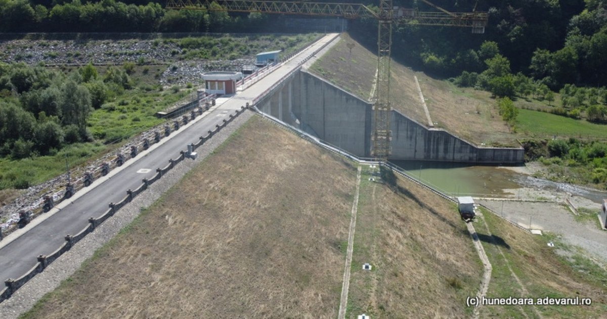 Instanța a decis: lucrările la barajul din Apuseni se opresc după 40 de ani