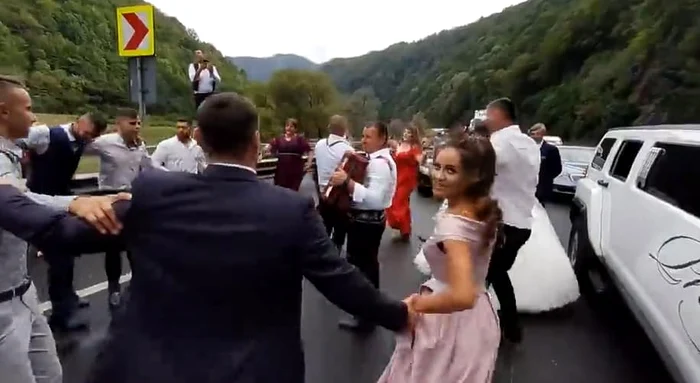 Horă pe Valea Oltului / Foto Captură Video