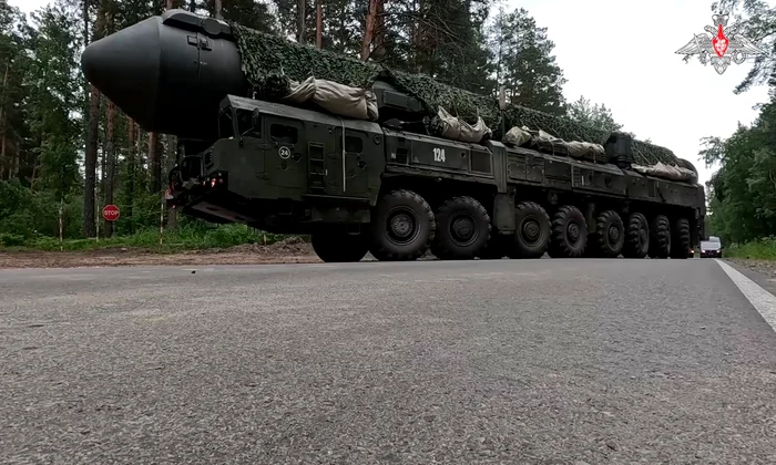 Rusia testează lansatoare mobile de rachete nucleare FOTO Defcon Threat Monitor / X