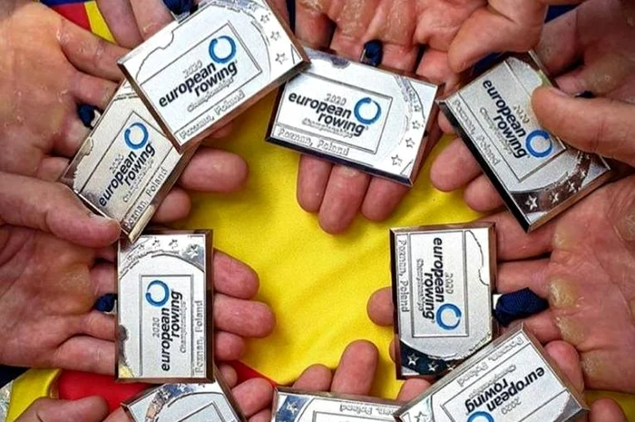 
    Palmele canotorilor româniFOTO: Facebook/ Federația Română de Canotaj  