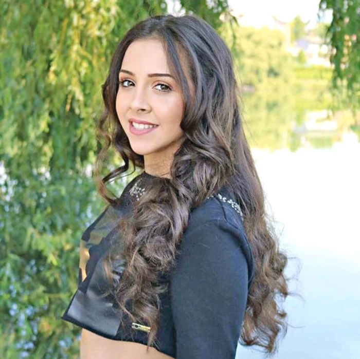 Bibi (16 ani) are succes cu piesa ”Of, ce doare”