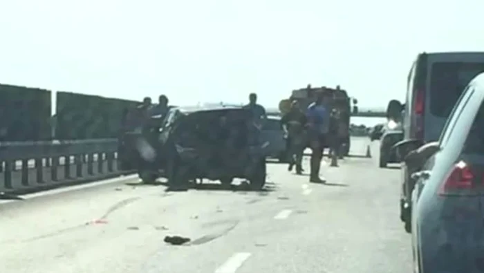 Carambol cu cinci mașini pe Autostrada SoareluiFoto Facebook