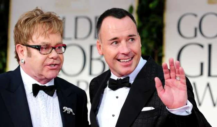 Elton John şi David Furnish trăiesc în uniune civilă din 2006 FOTO AFP