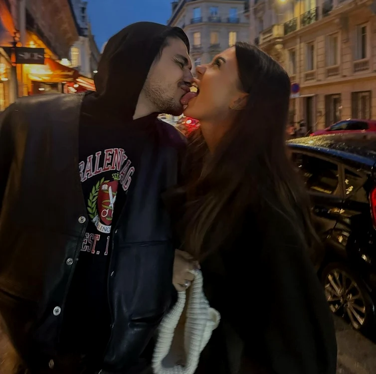 Alessia și-a oficializat relația cu noul ei iubit pe rețelele de socializare / foto: Instagram