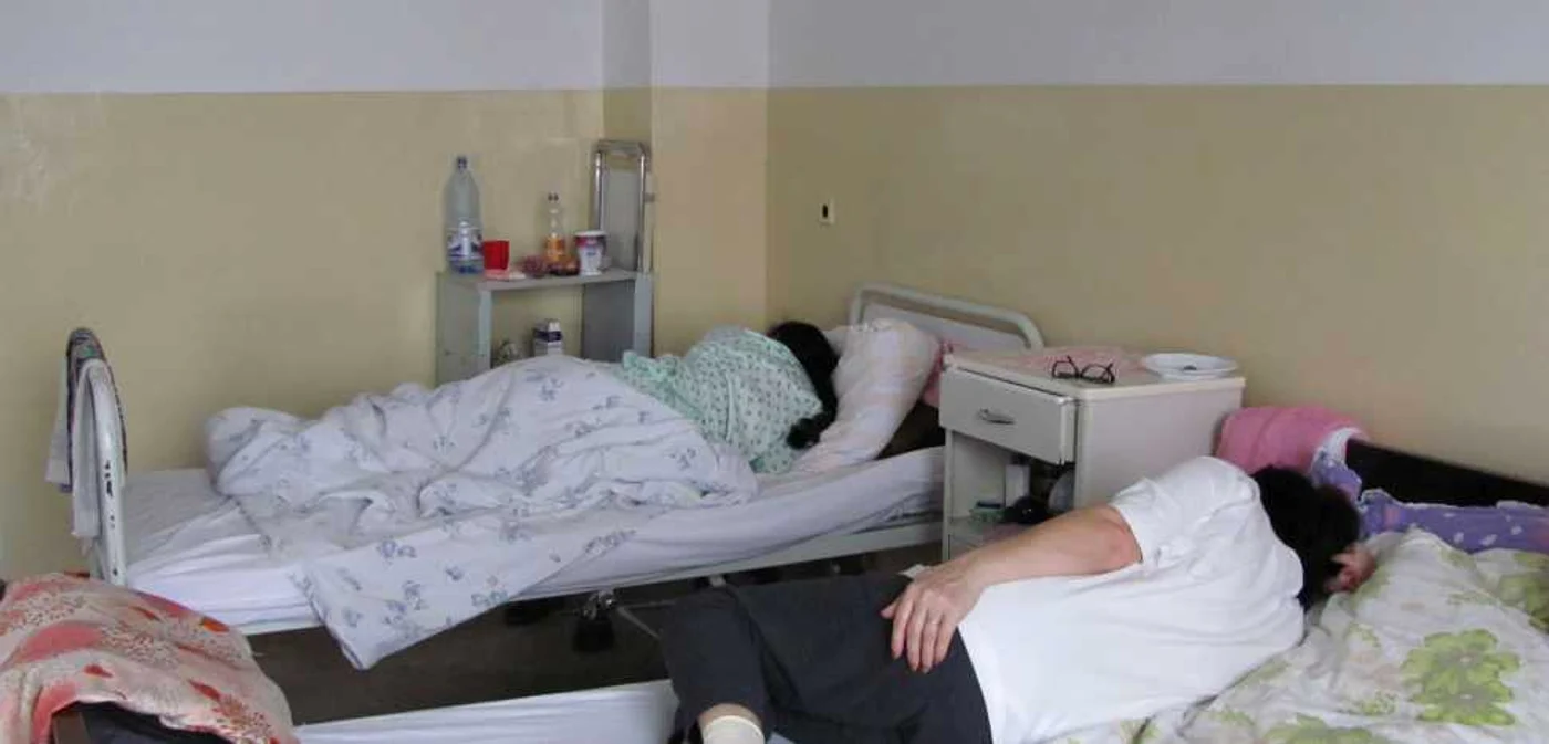 Foto Arhiva Reţete pe CNP-ul morţilor au fost date  şi de medicii specialişti din spitale 