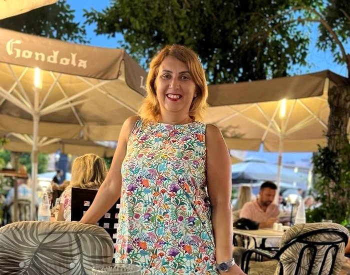 Laura Crișan este suspectă că ar fi pus la cale atentatul în care a murit tatăl ei FOTO: Facebook