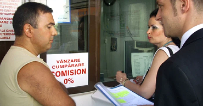 Bacau: Control fulger la casele de schimb valutar (GALERIE FOTO ȘI VIDEO)