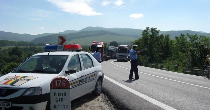 Efective sporite de poliţişti vor lua la puricat traficul în Ramnicu Valcea si împrejurimi