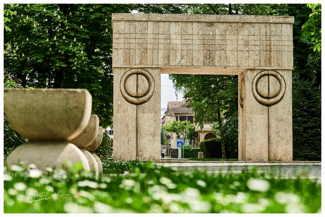 Ansamblul Monumental Calea Eroilor