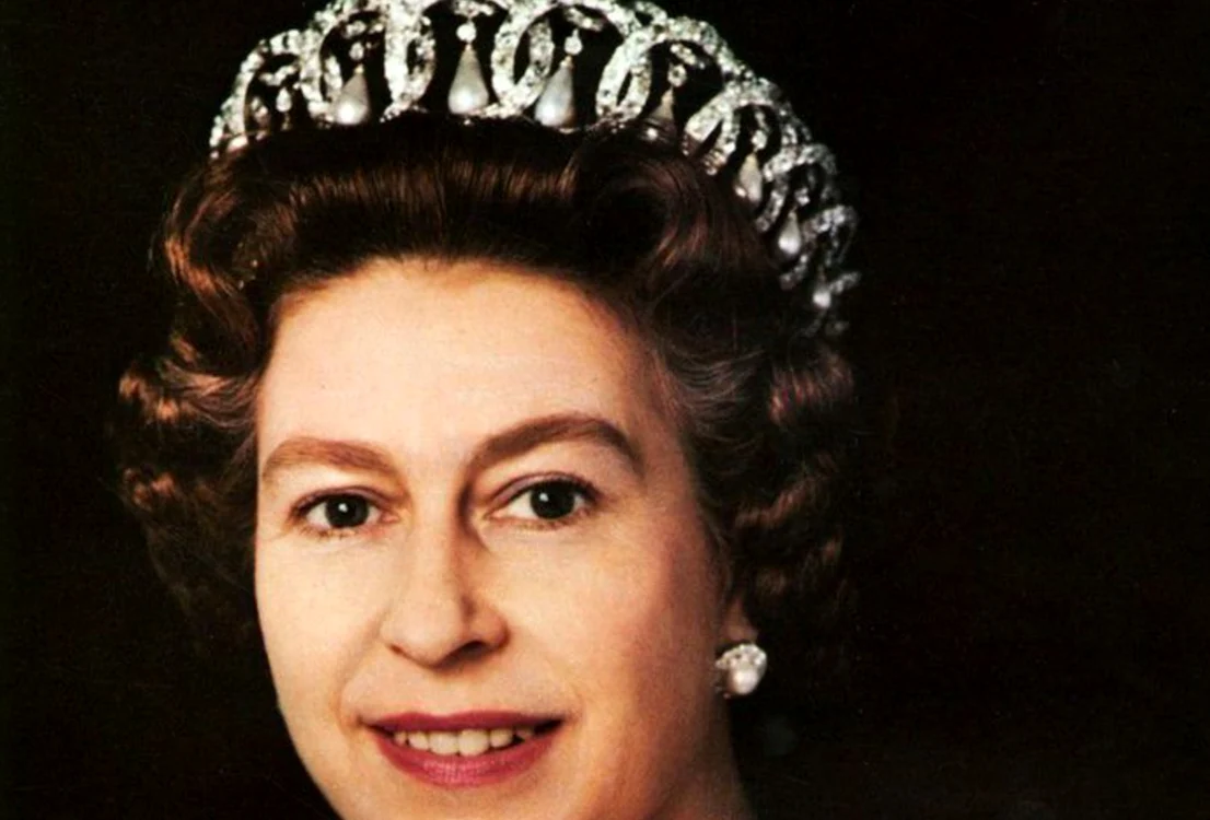 Regina Elisabeta a II-a a Marii Britanii purtând Tiara
Vladimir. Foto: Profimedia