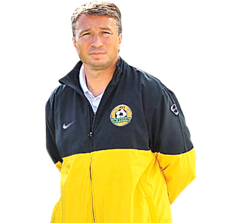 
    După ce a părăsit  pe Kuban, Dan  Petrescu s-a mutat  la Moscova  