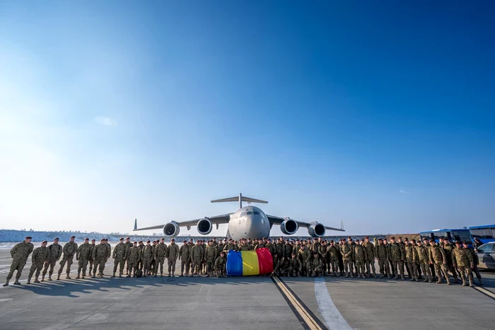 Militarii români au revenit în țară. FOTO Facebook MApN