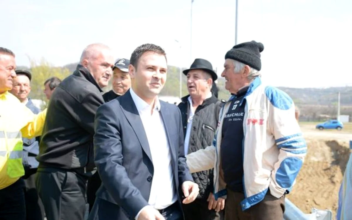 Vicepremierul Daniel Suciu a făcut, luni, o vizită în comuna Băbaba şi o alta la Suseni