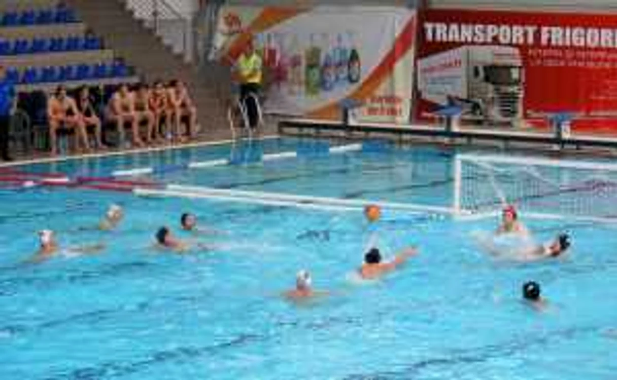 Un poloist de la CSM Digi a fost arestat pentru tâlhărie