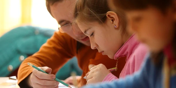 Elevii timiseni nu beneficiaza de consiliere psihologica suficienta, apreciaza reprezentantii ISJ