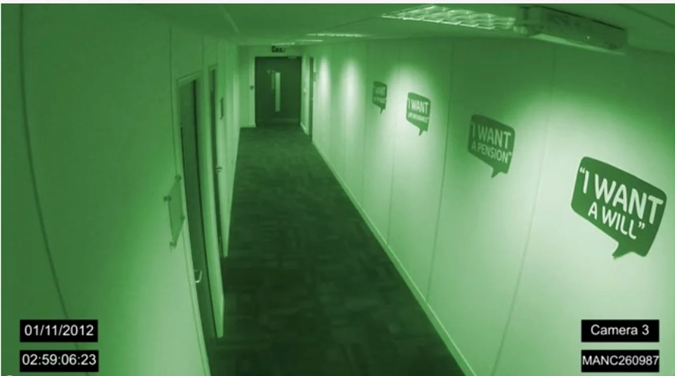 
    Liniştea serii a fost tulburată de o serie de activităţi suspecteFoto Youtube  