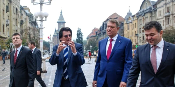 Iohannis şi Robu