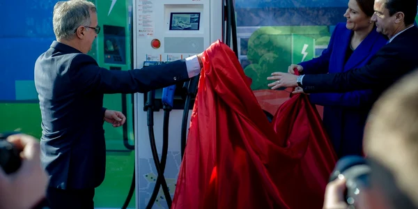 Inaugurare statie electrica NEXT-E.jpg