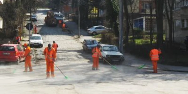 Curăţenia de primăvară se va încheia la sfârşitul lunii