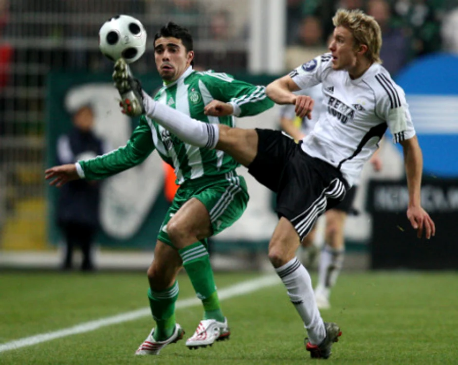 
    Rosenborg, din nou campioană  