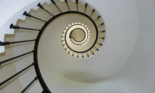scari in spirala jpg