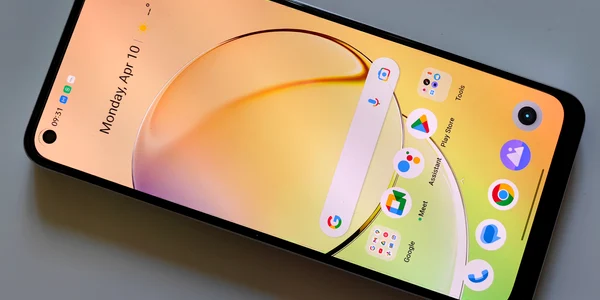 realme 10 FOTO Adrian Pogîngeanu jpg