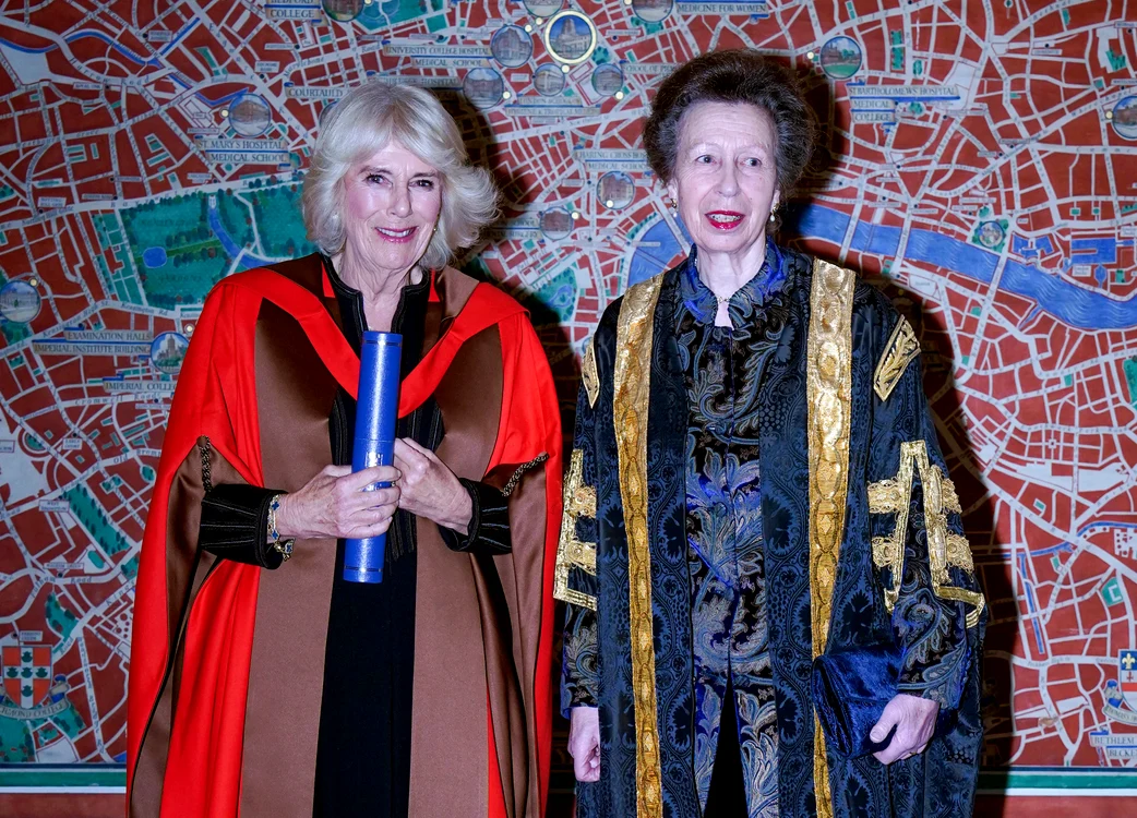 Regina Camilla premiată de Prințesa Anne, GettyImages (1) jpg