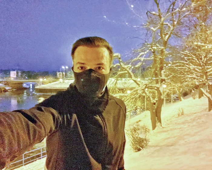 Și Mihai Morar  are mască 