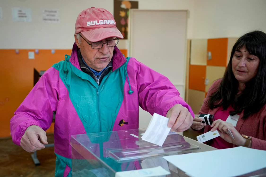 Bulgarii au votat anticipat în octombrie anul trecut/FOTO:EPA/EFE