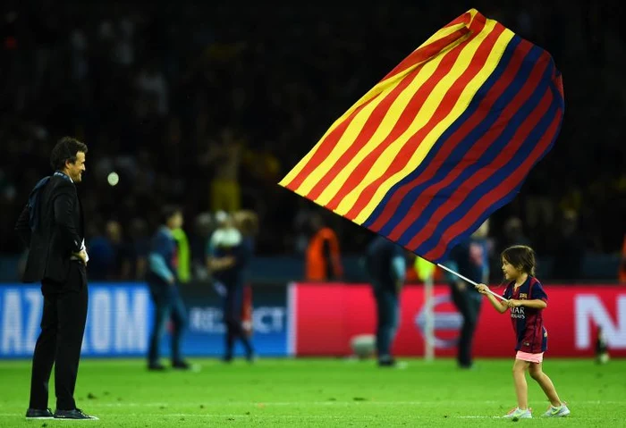 Luis Enrique si fiica lui, in urmă cu câțiva ani, după cucerirea unui nou titlu la FC BarcelonaFOTO: Guliver/ Gettyimages