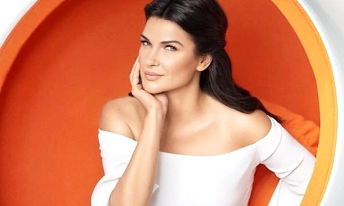 Ce cosmetice folosesc vedetele VIDEO jpeg