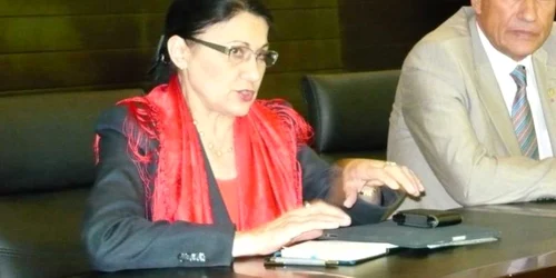 Ecaterina Andronescu așteaptă numirea până după Bac