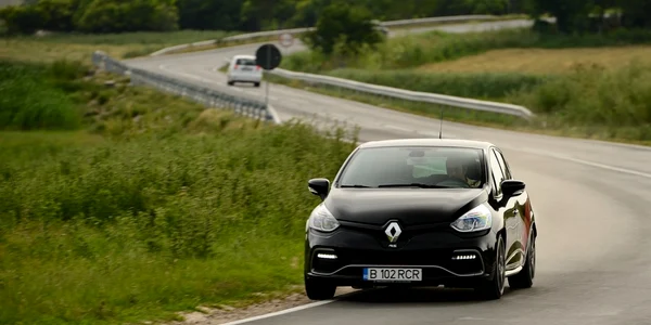 Test Drive Renault Clio RS Sport Nav 220 Trophy
