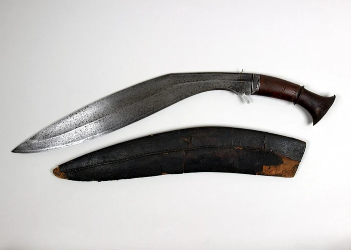 Cuțit kukri din India FOTO wikipedia