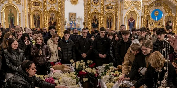 adolescentii ucraineni ucisi in atacul de la Krivoi Rog Danylo Nikitsky și Alina Kutsenko foto X jpg