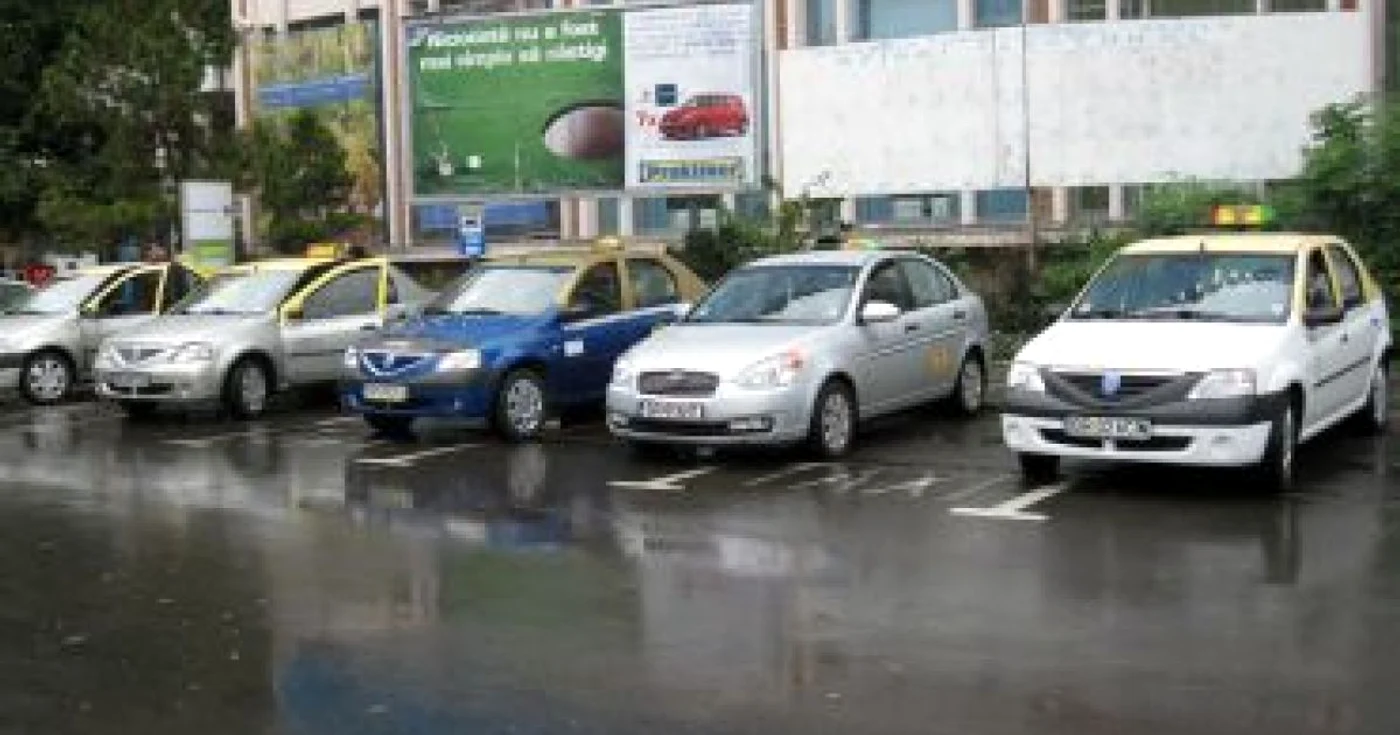 Brăila: Taximetriştii funcţionează la cota de avarie