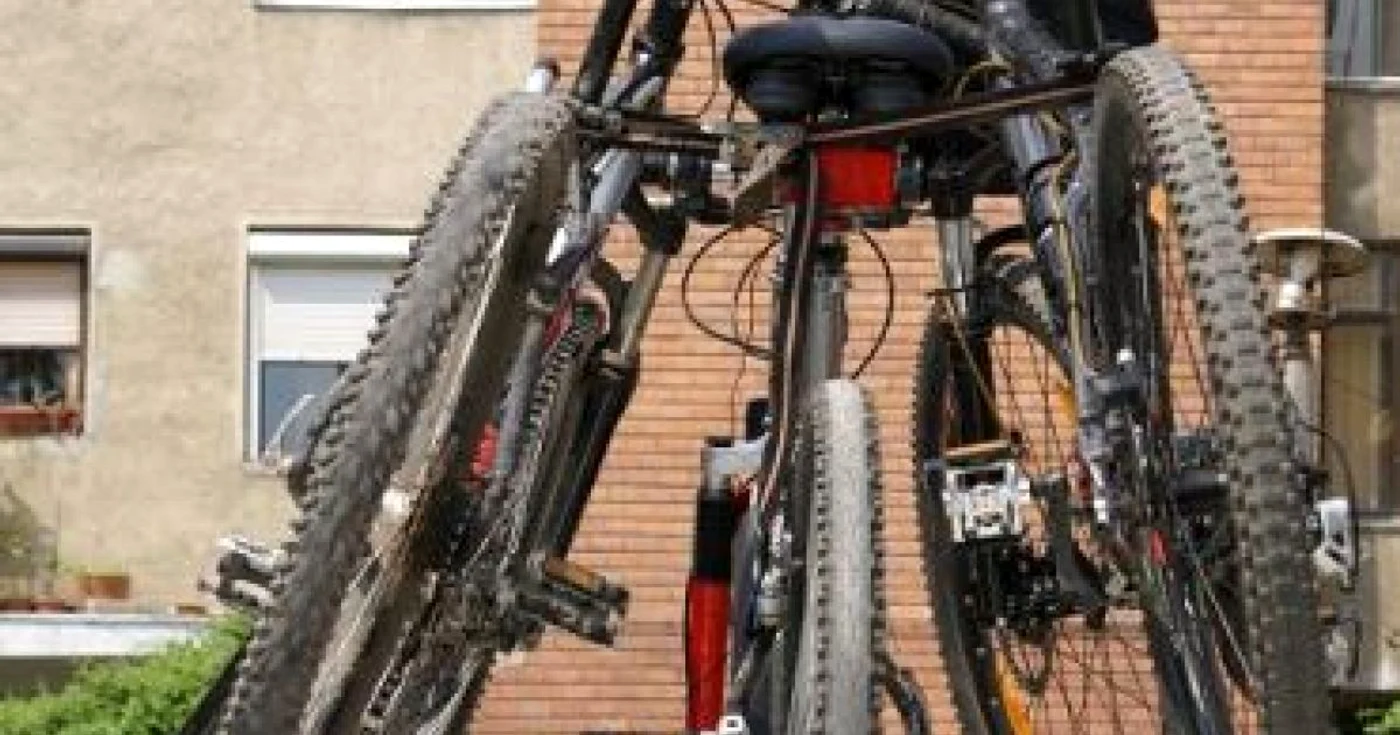 Hunedoara: A furat bicicletă după bicicletă