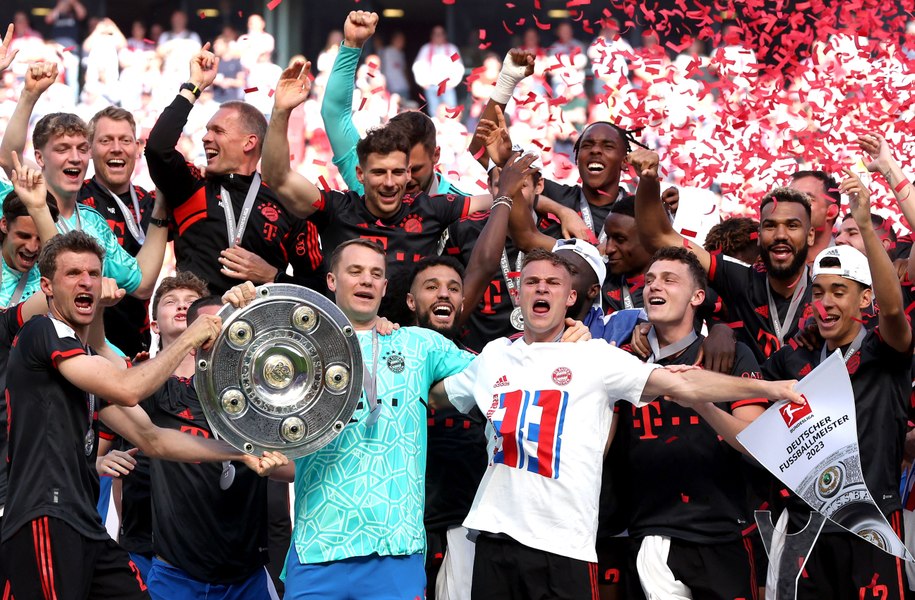 Dumnezeu e fan Bayern Munchen. Bavarezii au luat titlul în Bundesliga după un scenariu de film