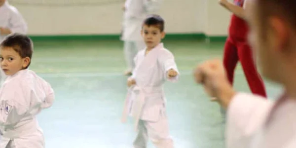 Karate Kid, după orele de curs, la Şcoala Generală nr. 30